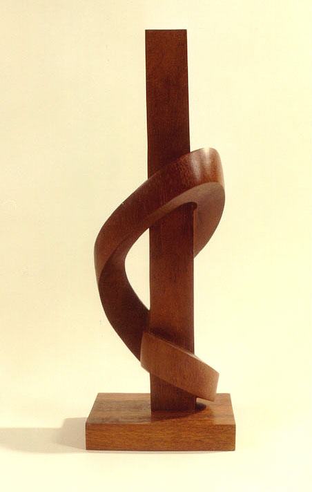 1983 Omstrengeling, meranti (38 x 14 cm)